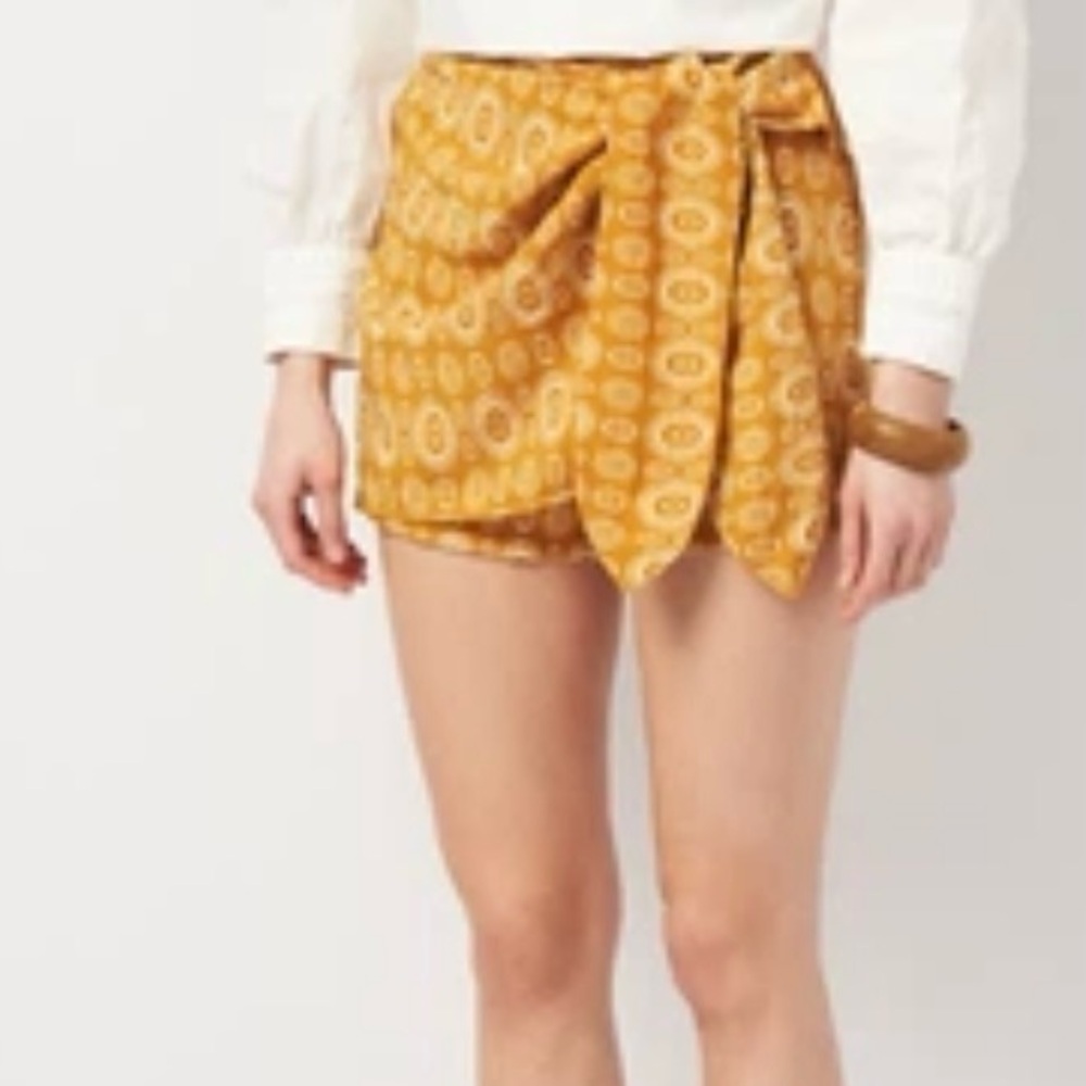 ZARA Patterned Wrap Shorts/Skort - Picture 2 of 11
